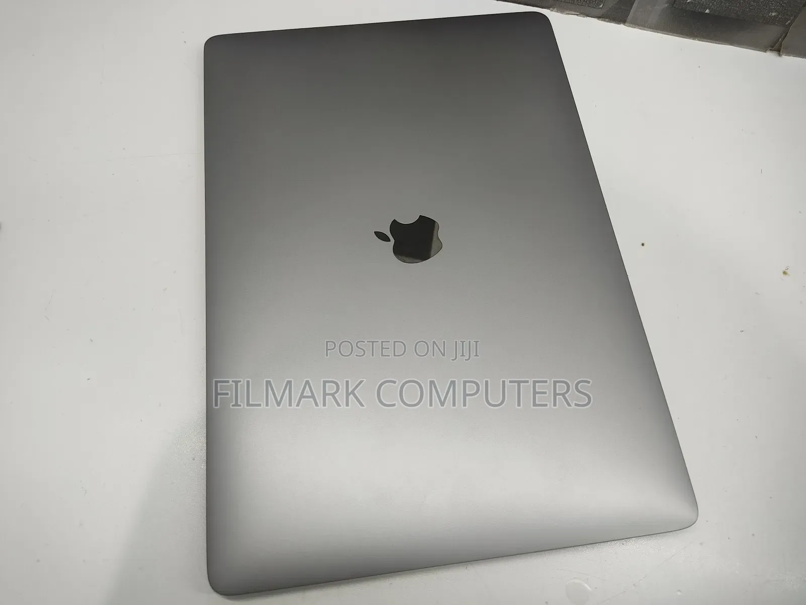 Laptop Apple MacBook Pro 2017 16GB Intel Core i7 SSD 512GB