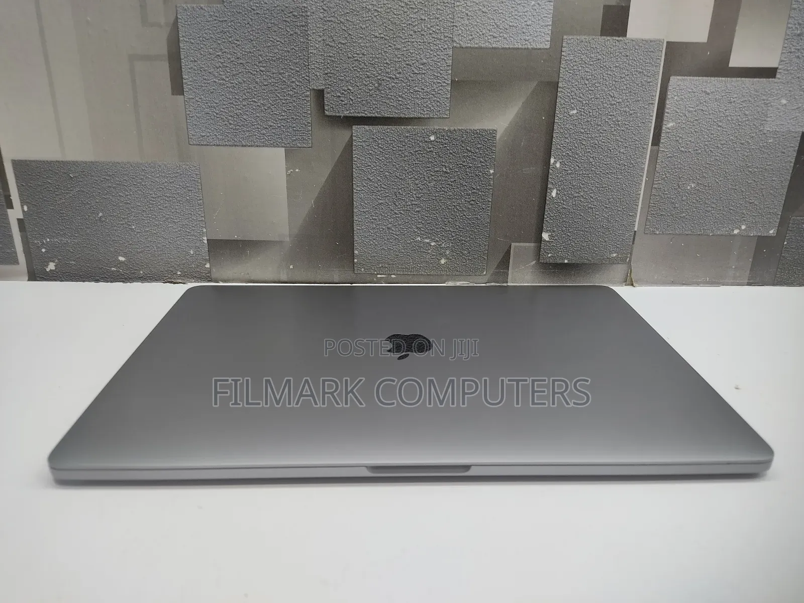 Laptop Apple MacBook Pro 2017 16GB Intel Core i7 SSD 512GB