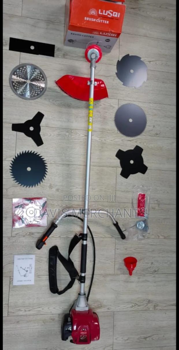 4 Stroke Brush Cutter - main view