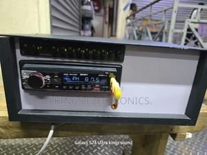 Simple Car Audio Headunit System. - main view