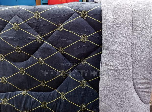 Warm Woolen Single Duvet - thumbnail 2