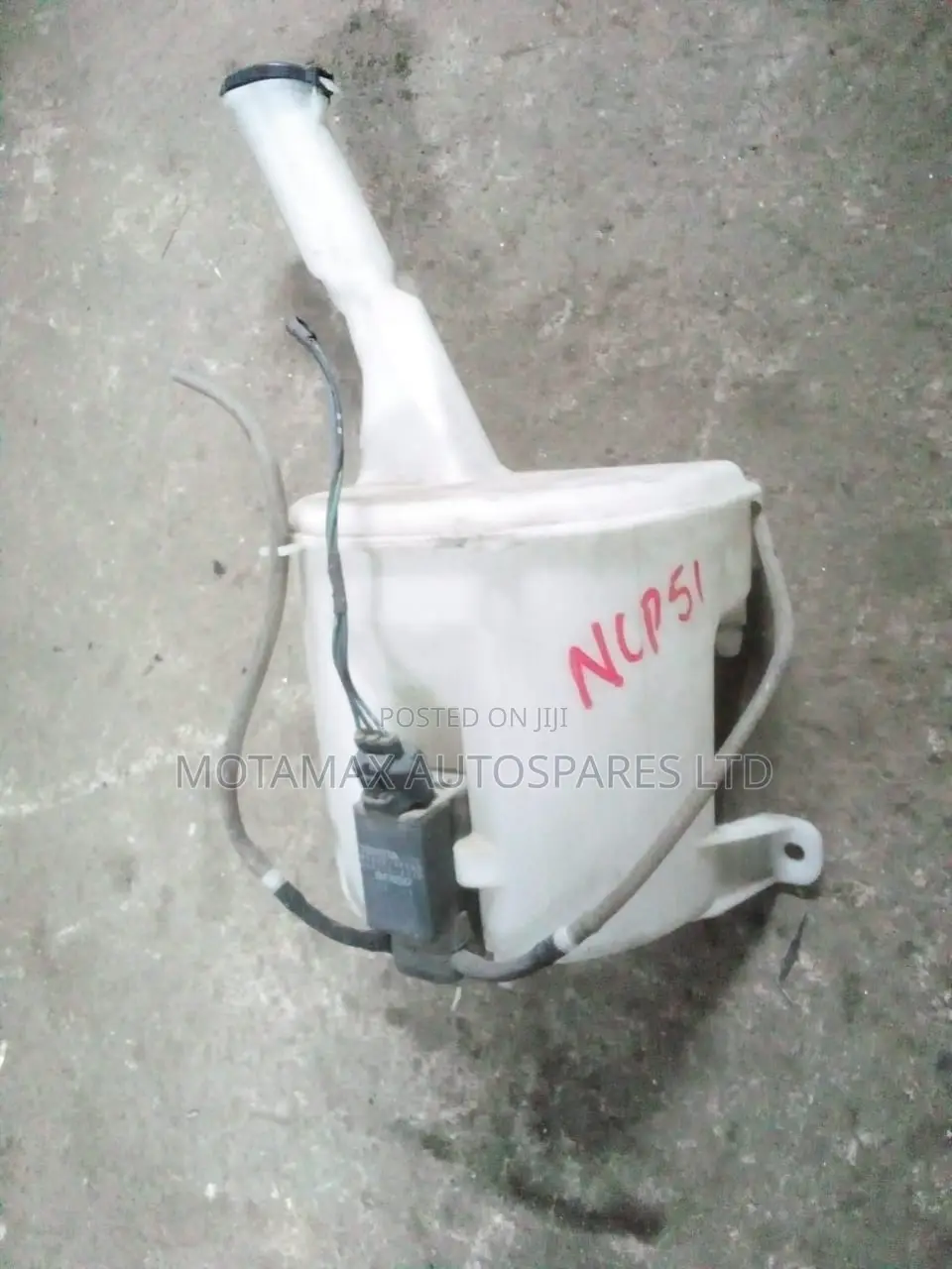 Toyota Probox NCP51 Washer Bottle