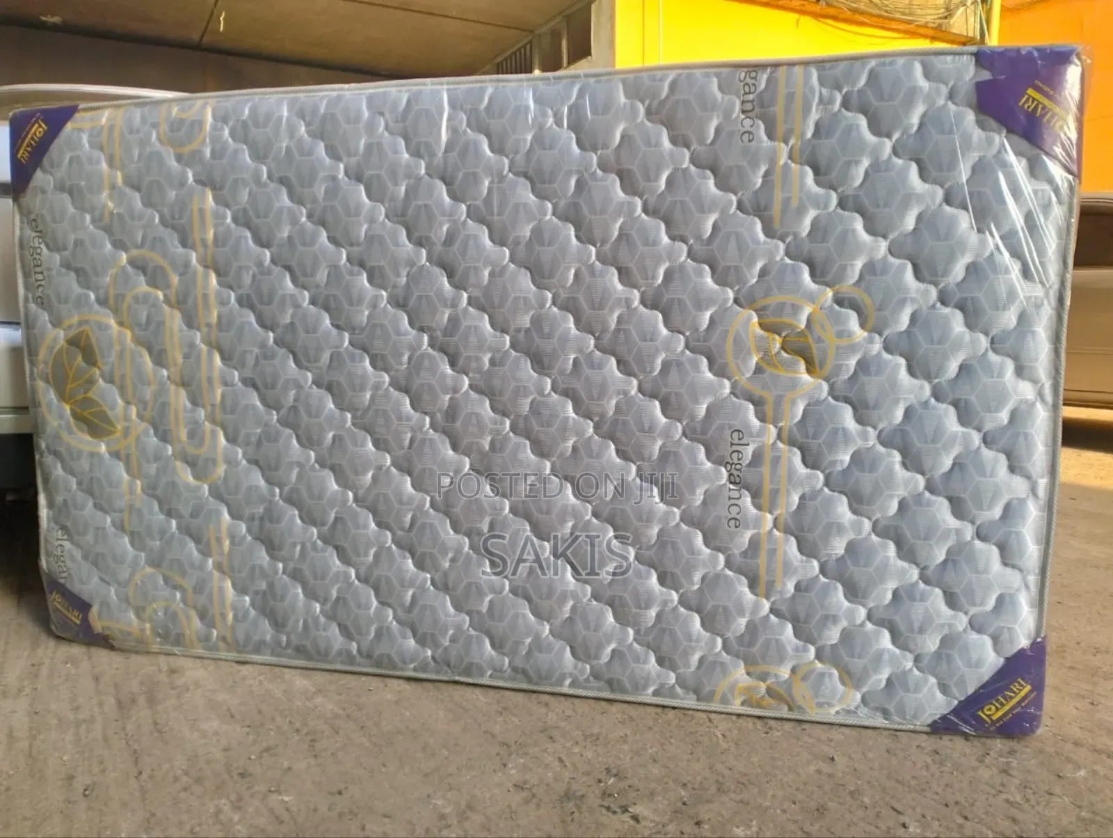 Usipite! 6inch, Johari Fiber 4 X 6. HD Quilted Mattresses.
