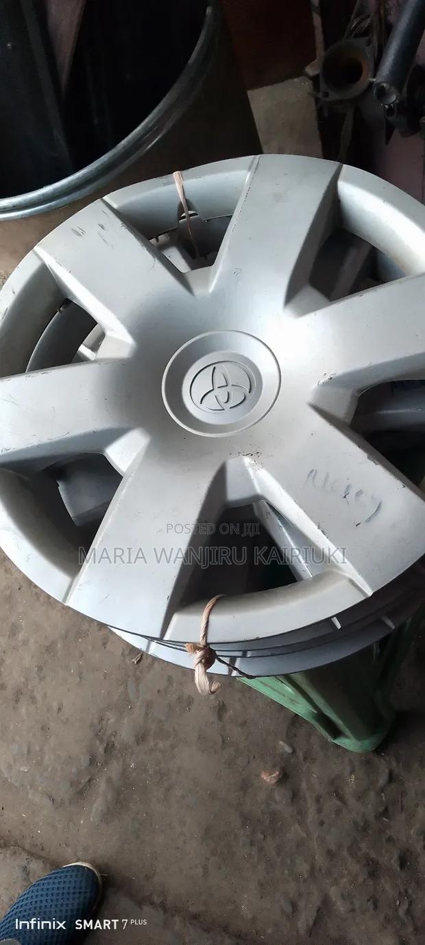 Clean Ex Japan Wheel Caps Several L Available - main view