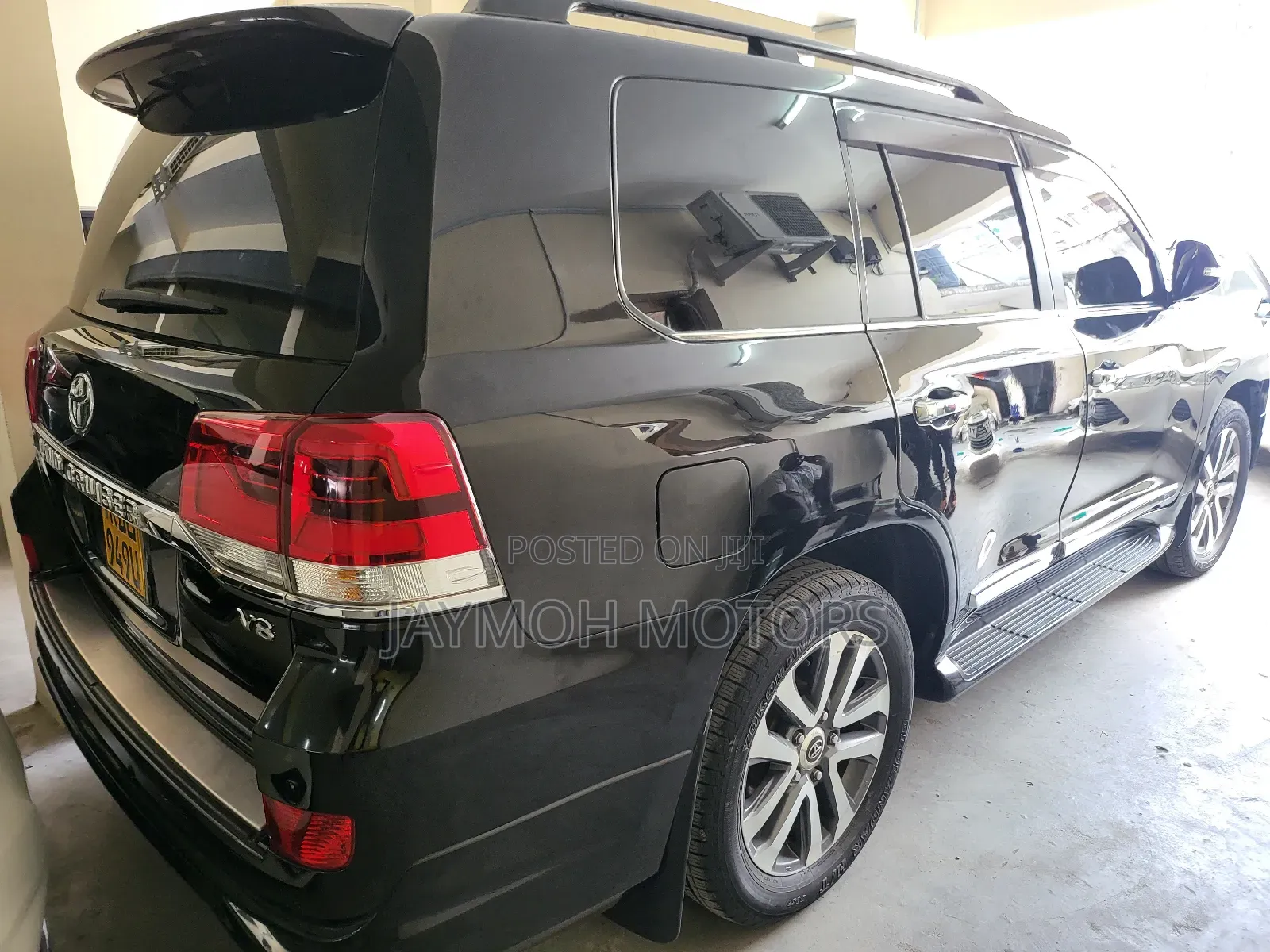 Toyota Land Cruiser 2016 Black