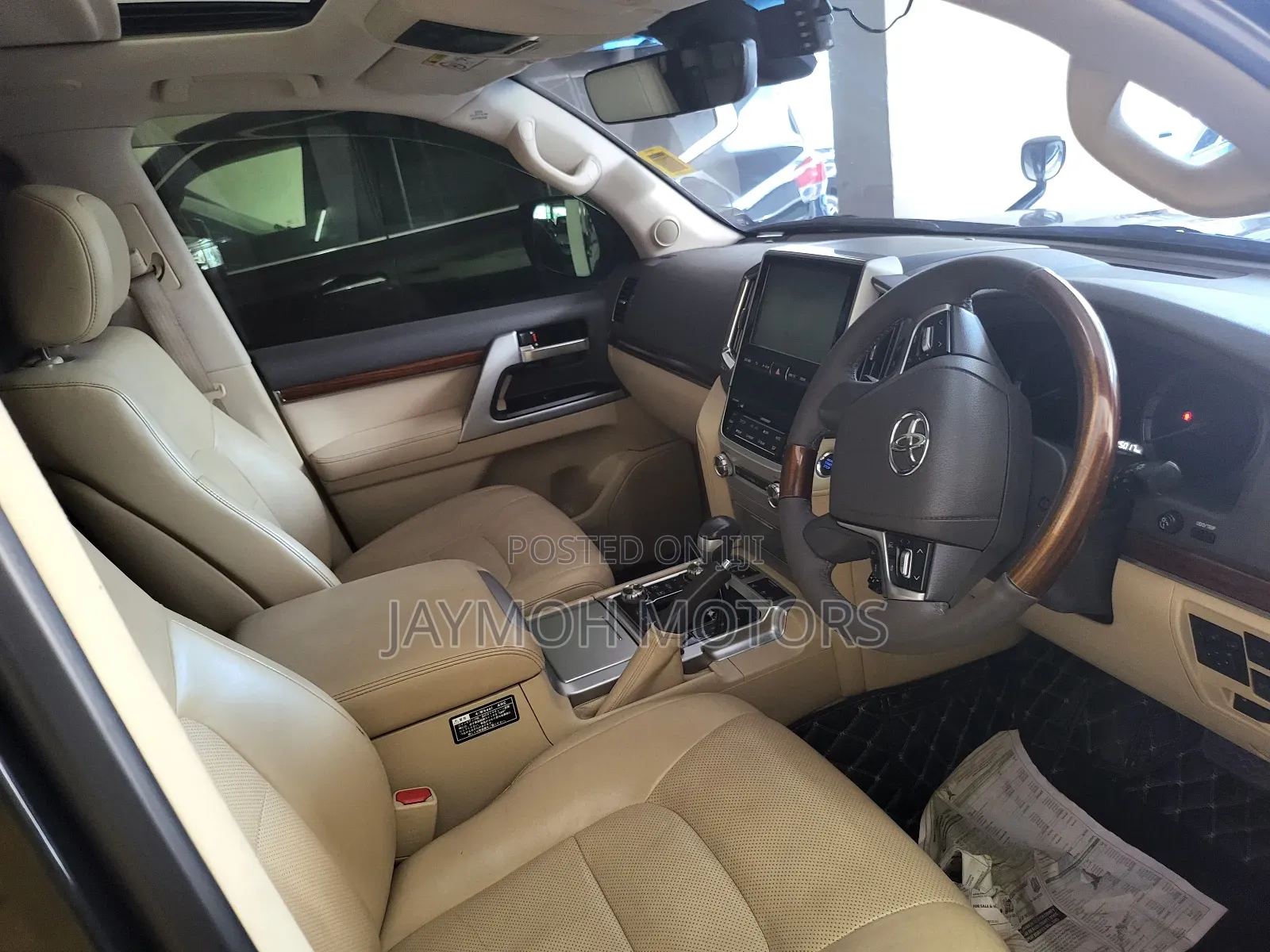 Toyota Land Cruiser 2016 Black