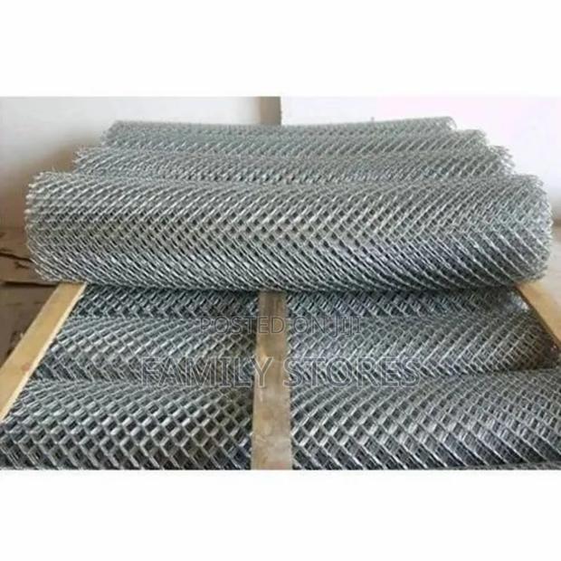 High Quality Galvanized Chain Link Gauge 14 - main view