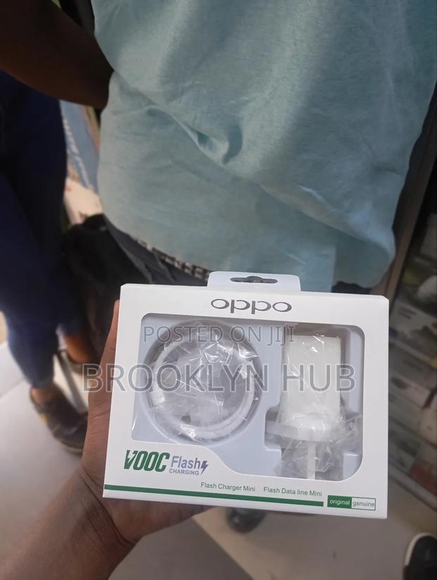 Original Oppo Charger - thumbnail 2