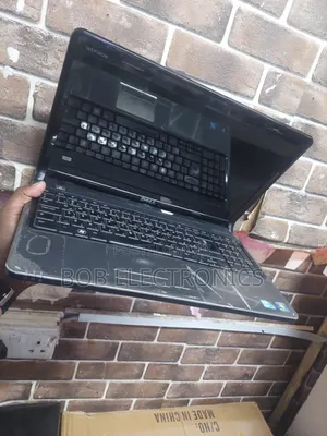 Laptop Dell G3 17 3579 4GB Intel Core 2 Duo HDD 250GB