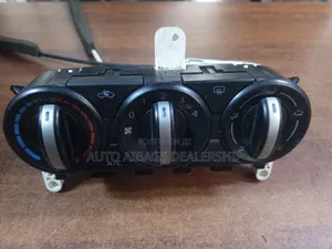 Nissan DUARIS a/C Controller.