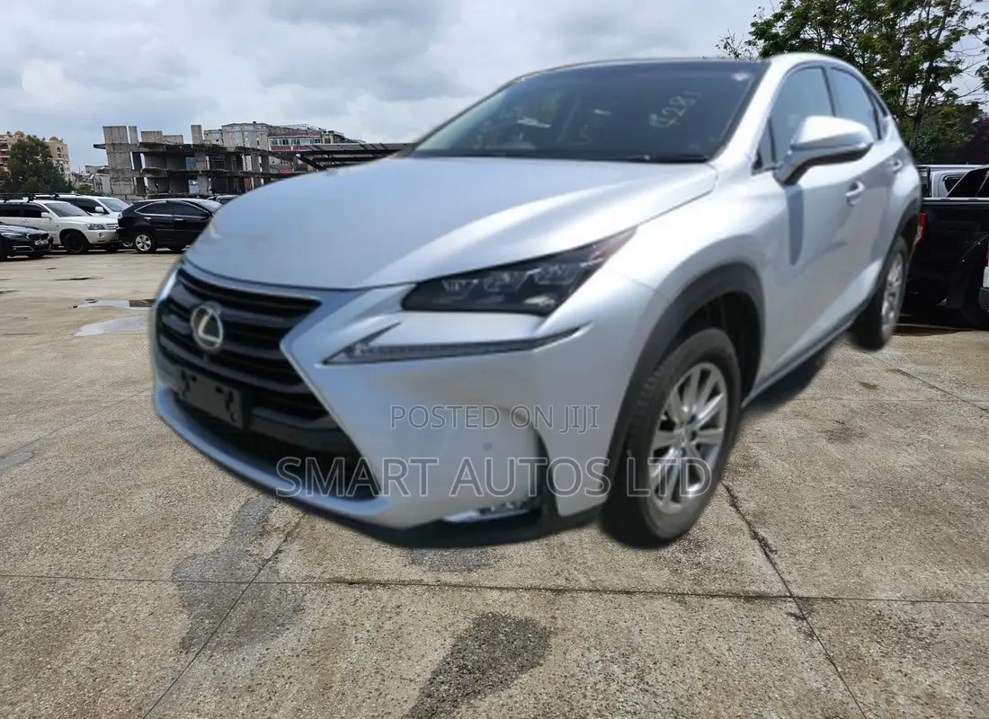 Lexus NX 200t FWD 2017