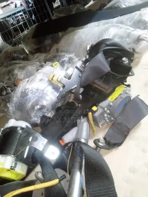 Fielder,Axio,Premio,Allion Safety Belts