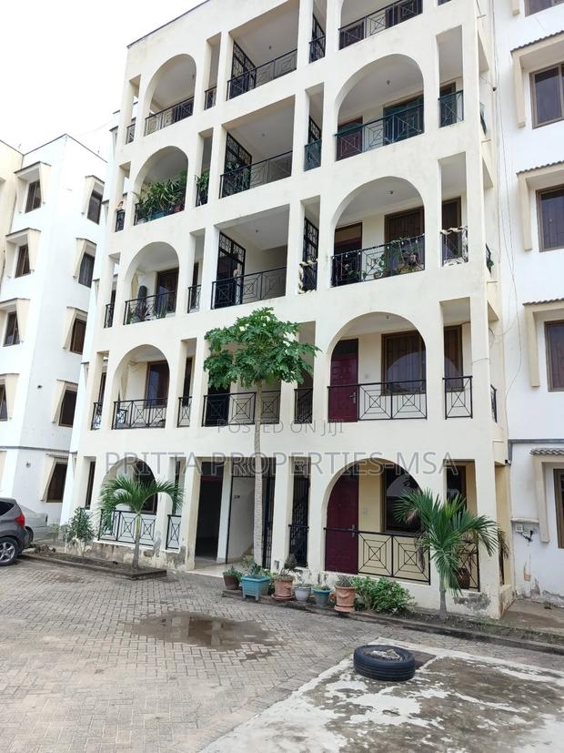 2bdrm Apartment in Affluent Nyali for rent - main view