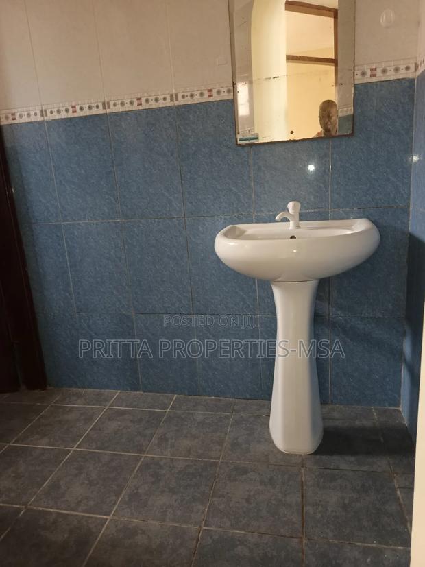 2bdrm Apartment in Affluent Nyali for rent - thumbnail 7