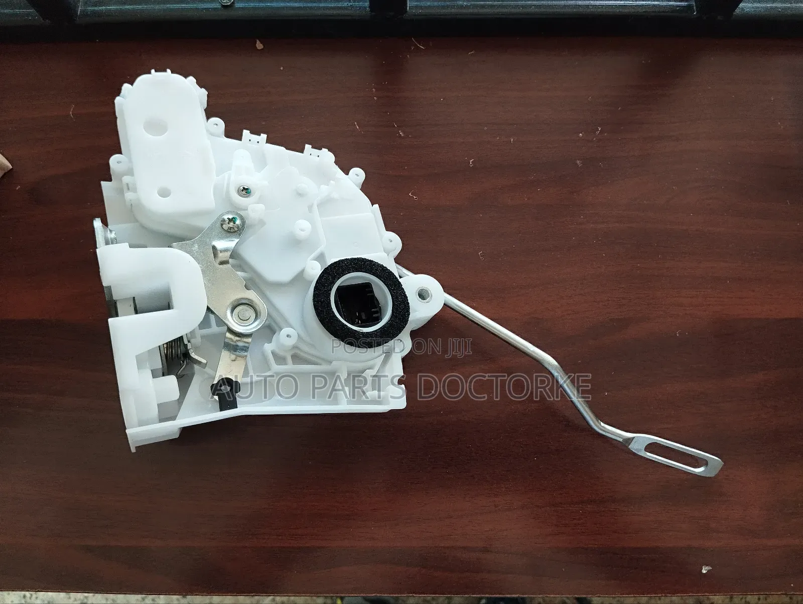 Honda CR-V RE Door Latches