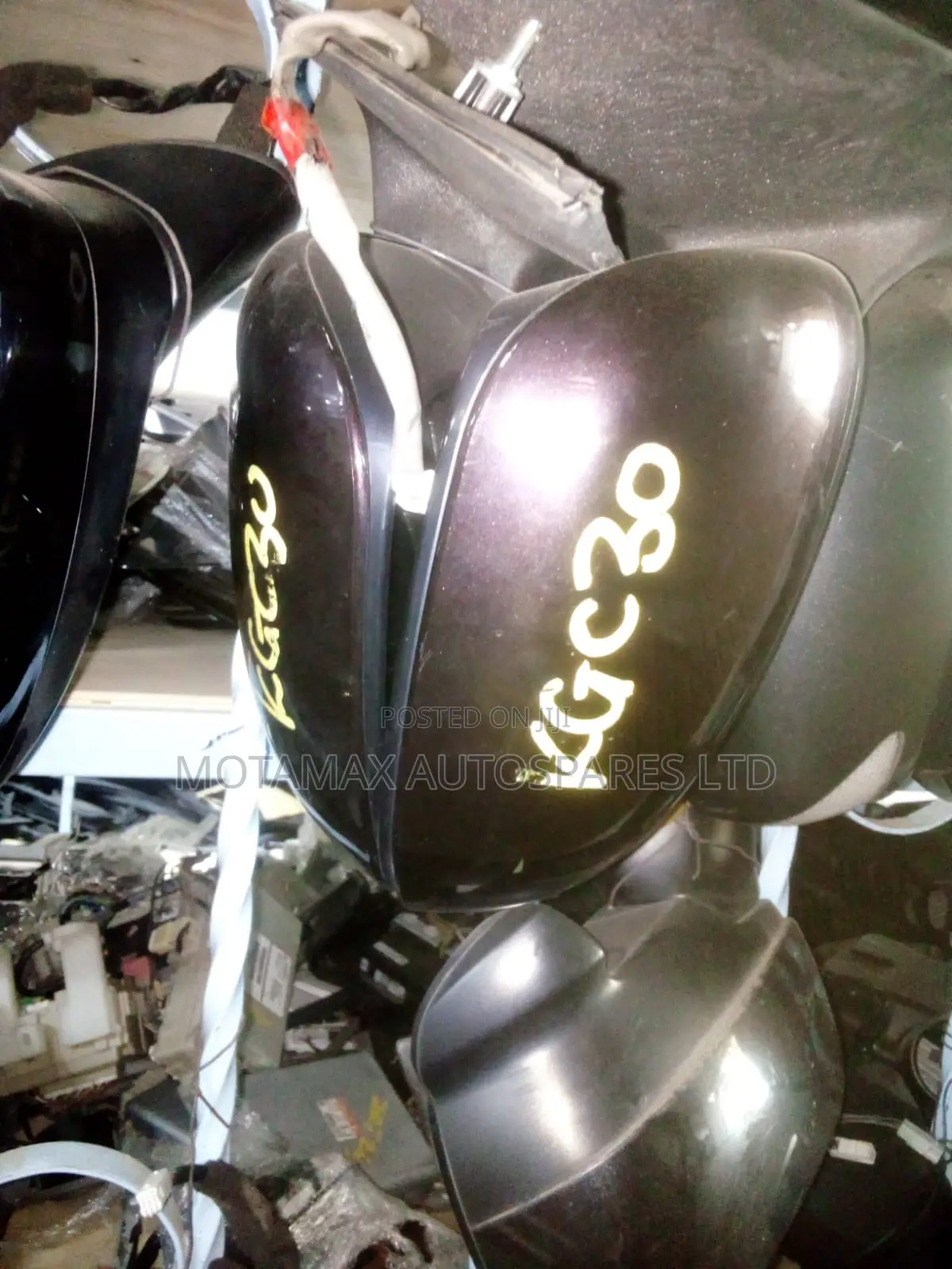 Toyota Passo KGC30 Side Mirrors