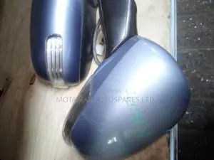 2012 Toyota Ractis NSP120 Side Mirrors