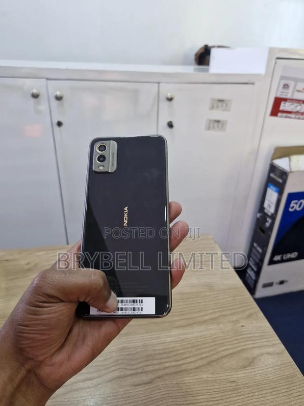 Nokia C32 128 GB Gray - thumbnail 3