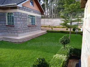 3bdrm Maisonette in Kiamwathi, Ruringu for sale