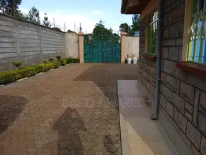 3bdrm Maisonette in Kiamwathi, Ruringu for sale