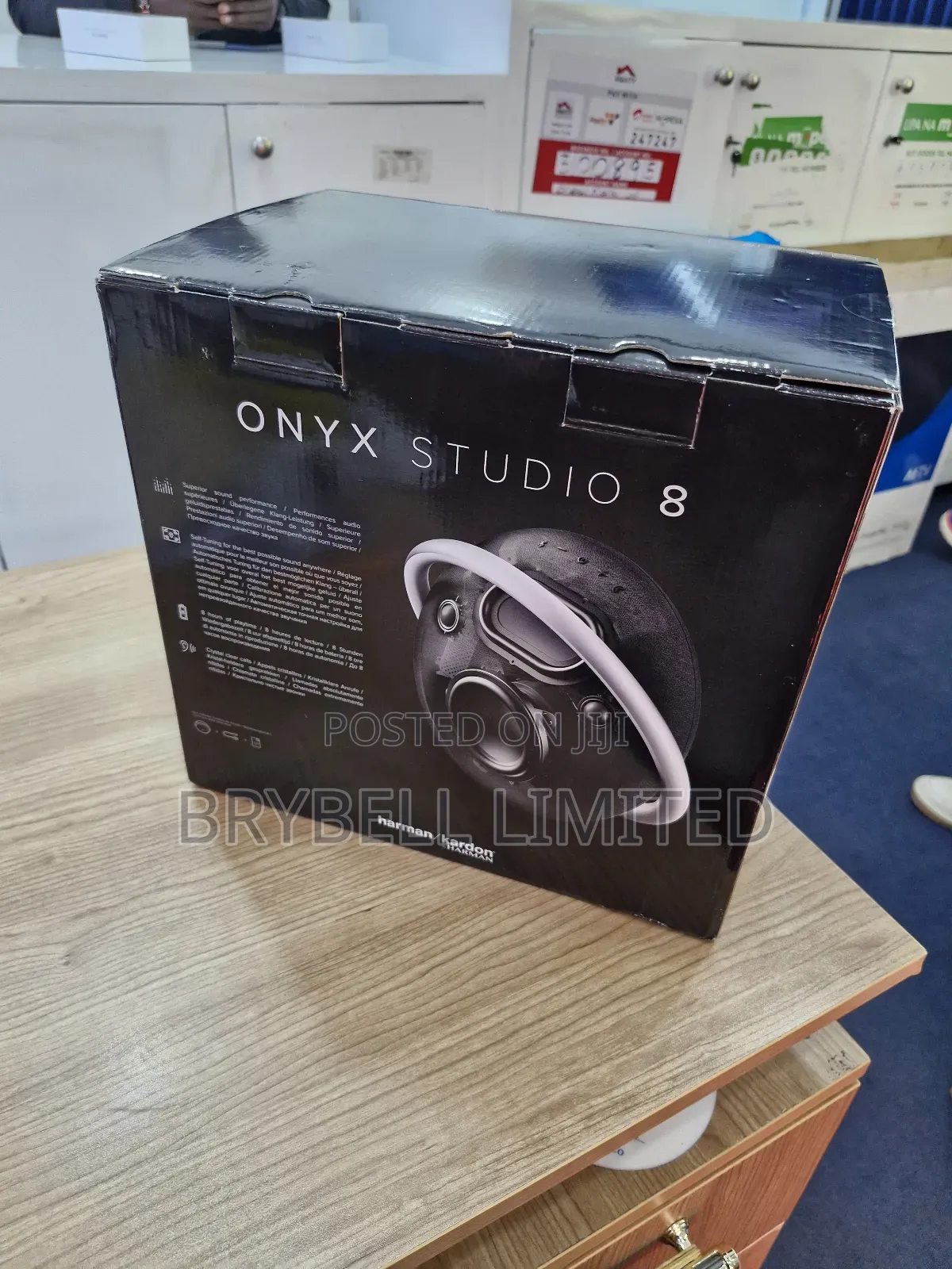 Brand New Onyx Studio 8 Harman Kardon on Offer