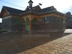 3bdrm Maisonette in Kiamwathi, Ruringu for sale