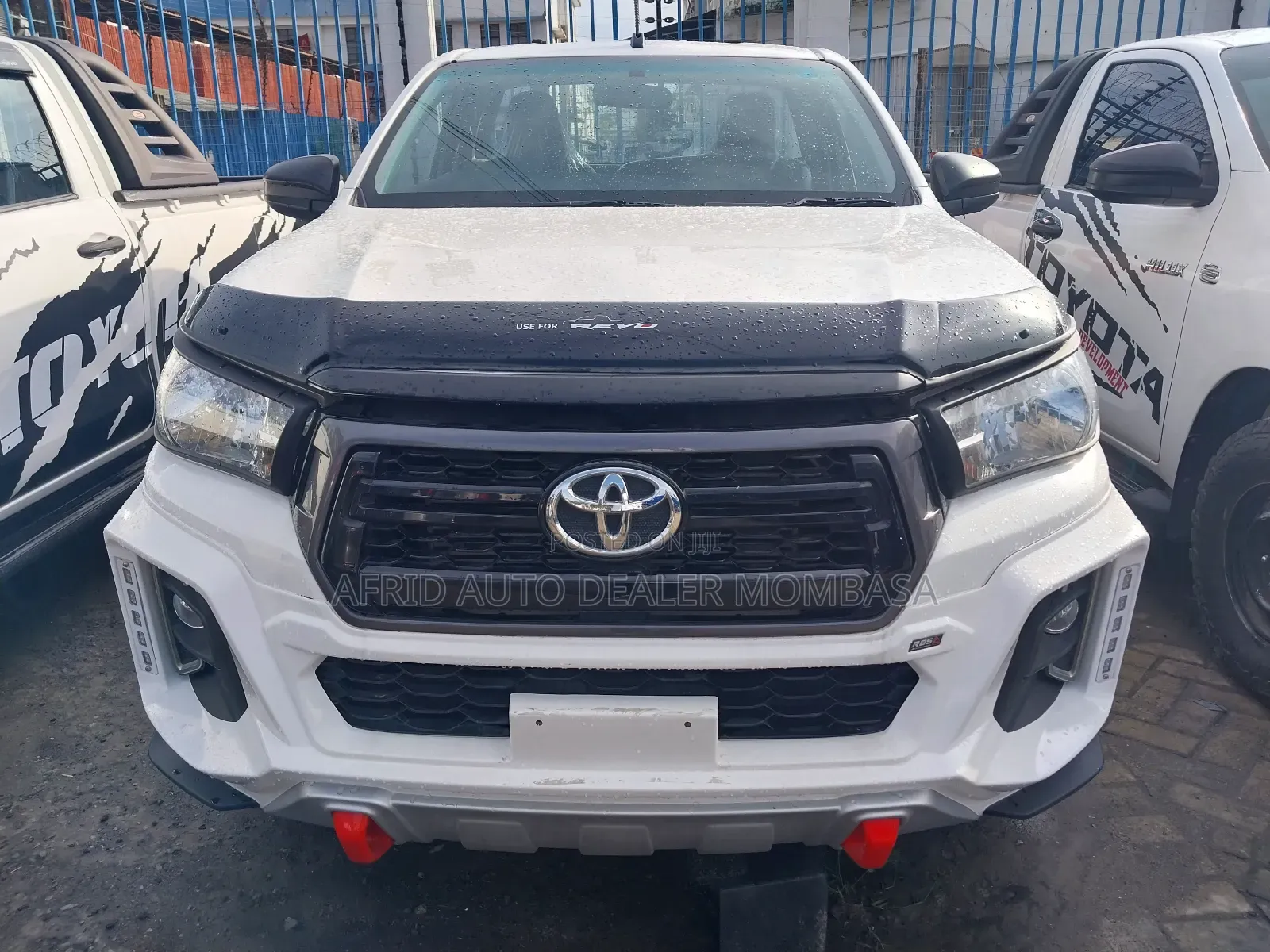 Toyota Hilux 2018 White