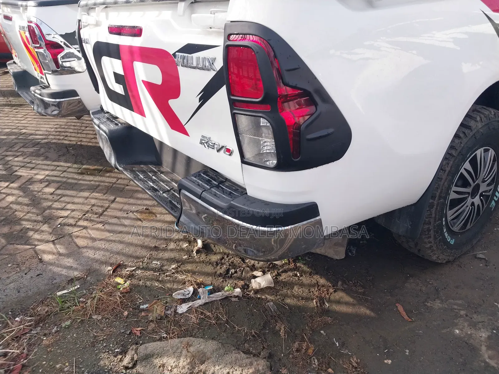 Toyota Hilux 2018 White