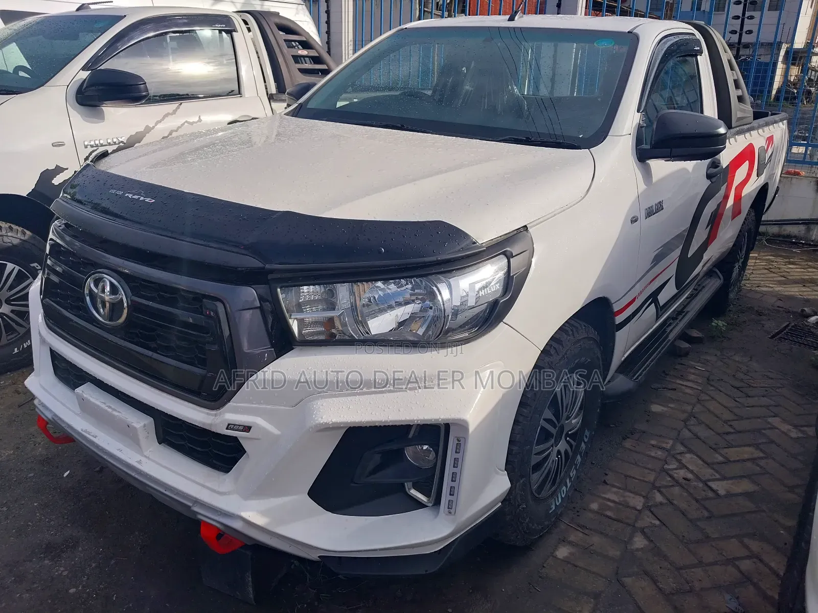 Toyota Hilux 2018 White