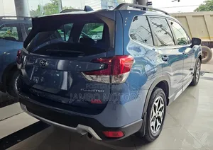 Subaru Forester Premium AWD 2019 Blue