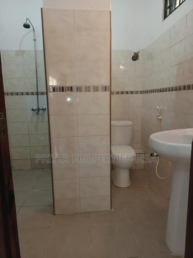 3bdrm Apartment in Affluent Nyali for rent - thumbnail 15