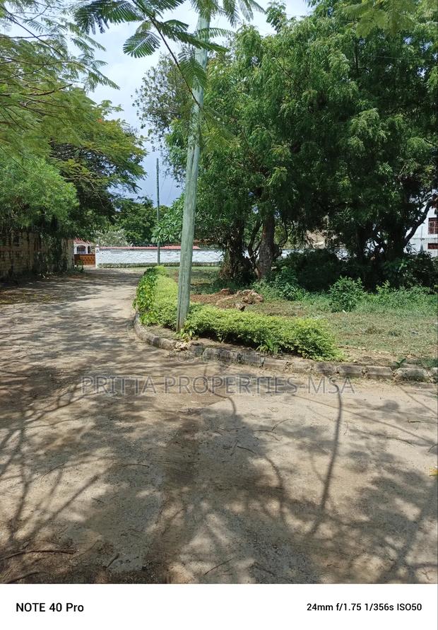 Nyali Beachside Prime Plot for Sale - thumbnail 10