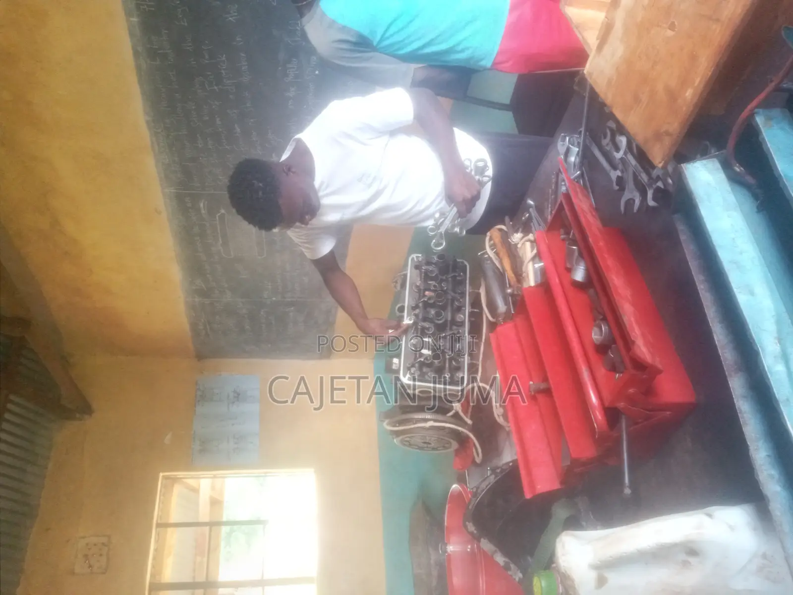 Trainee Mechanic Required