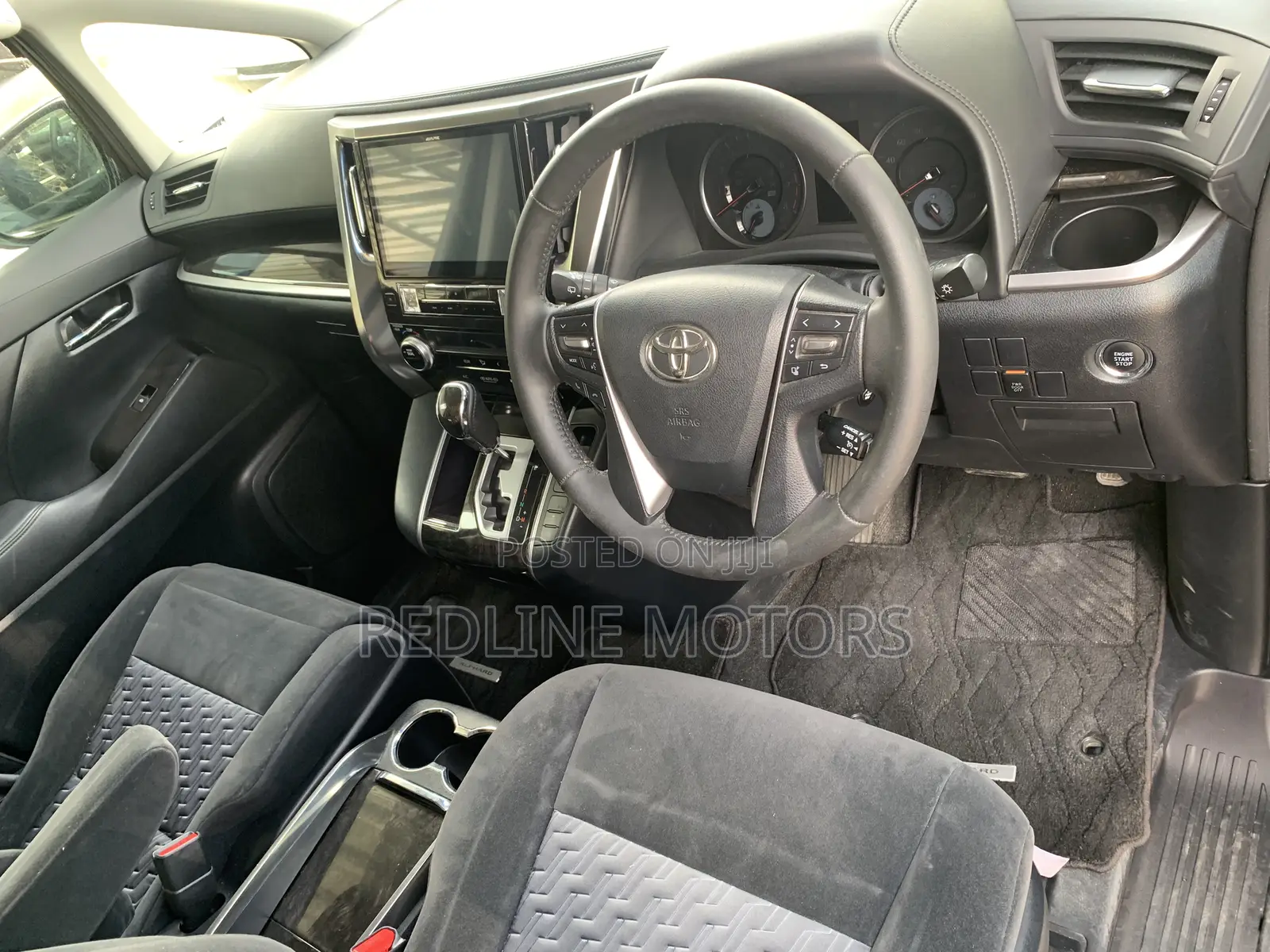 Toyota Alphard 2.5 Petrol FWD 2017 Teal