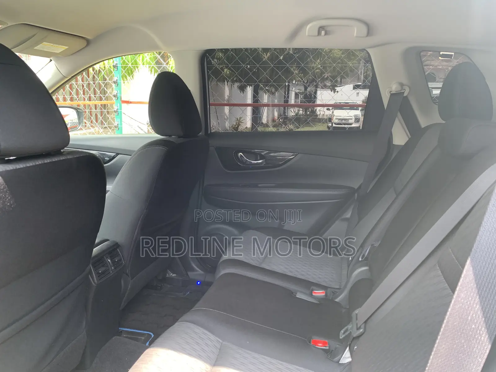 Nissan X-Trail 2.0 Petrol AWD 2017 Off white