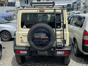 Suzuki Jimny 2018 Yellow
