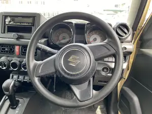 Suzuki Jimny 2018 Yellow