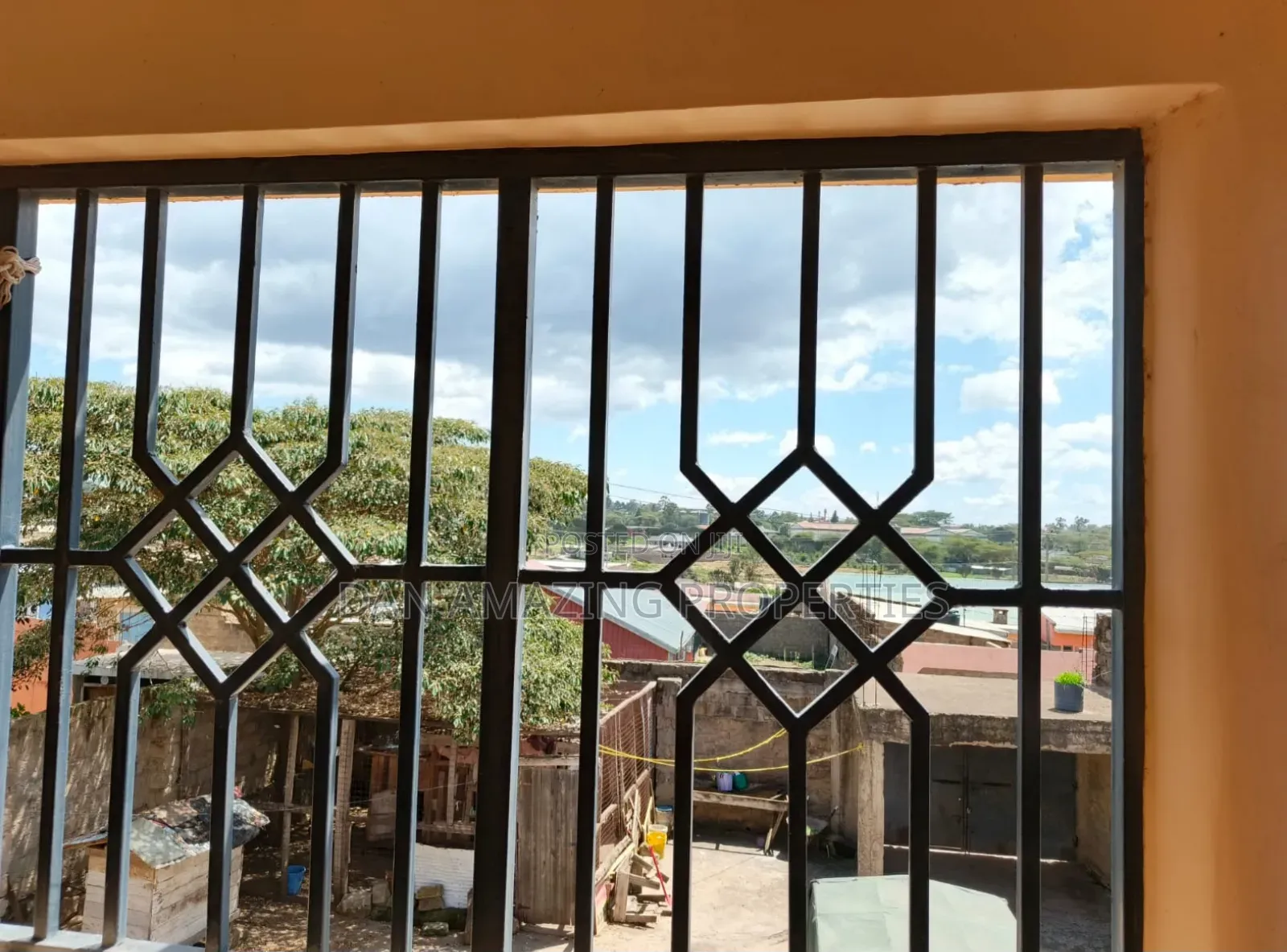 4bdrm Maisonette in London Estate, Narok Town for sale