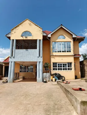 4bdrm Maisonette in London Estate, Narok Town for sale