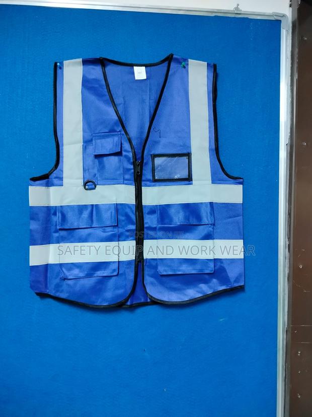 Executive Reflective Vest Purpose - main view