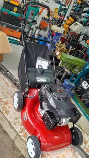 Honda Lawnmower 5.5hp Gasoline Powered
