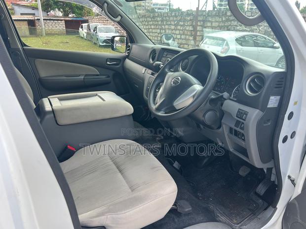 Nissan Caravan (Urvan) 2017 White - thumbnail 6