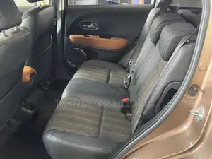 Honda Vezel 1.5 Hybrid 4WD 2018 Black