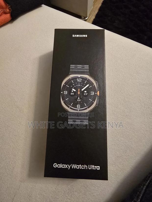 Samsung Watch Ultra 2025 - main view