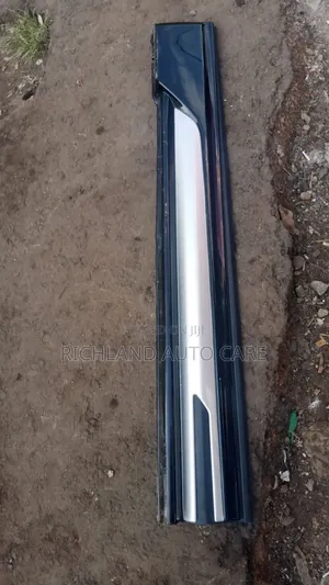Mazda Cx5 Flont Door Moulding