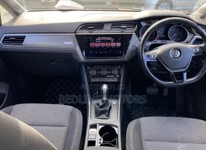 Volkswagen Touran 2017 Blue