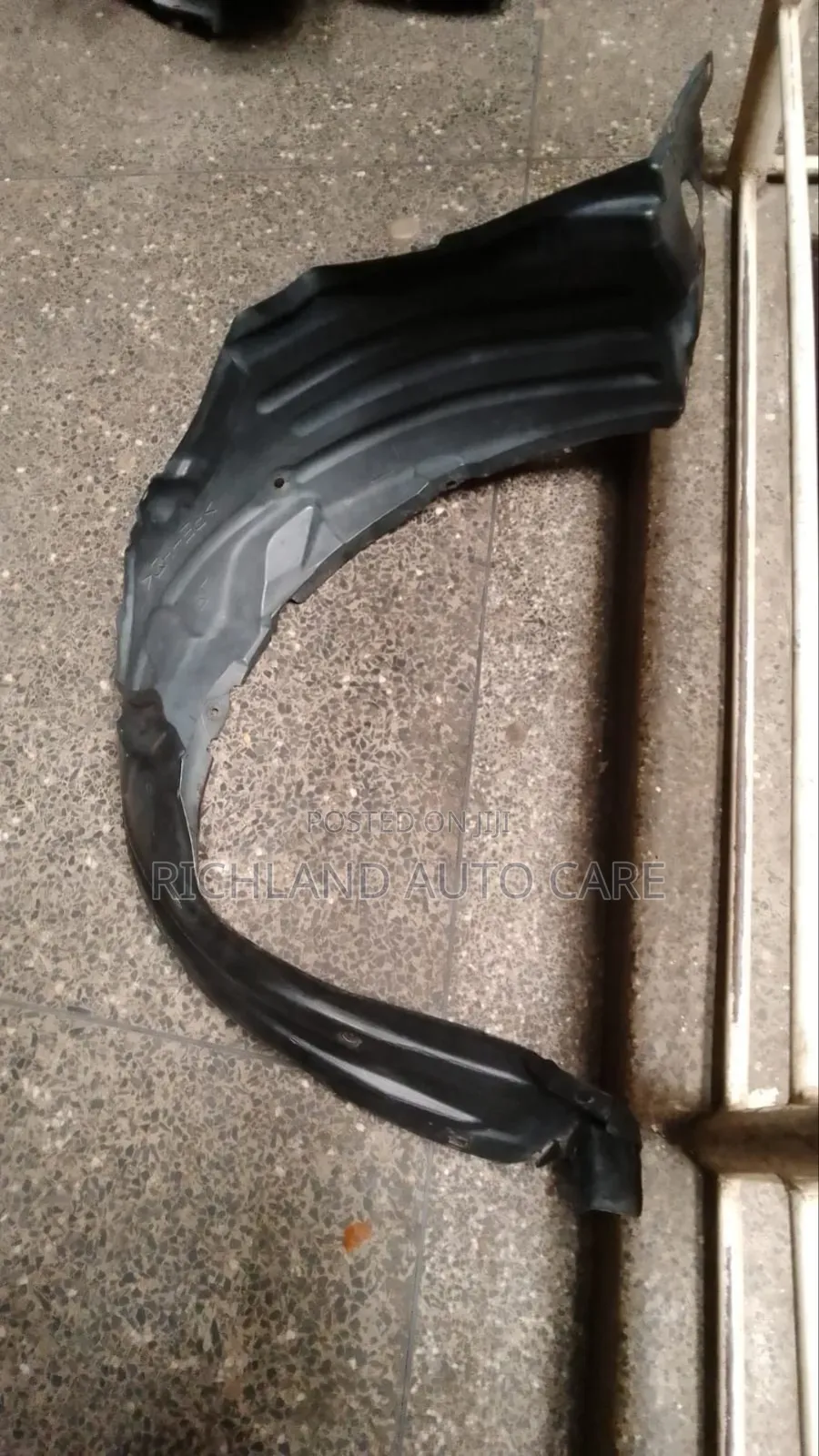 Ractis Nsp120 Stone Guard