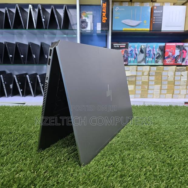 Laptop HP ZBook Studio 16GB Intel Core I7 SSD 512GB - thumbnail 2