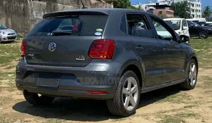 Volkswagen Polo 2017 Gray