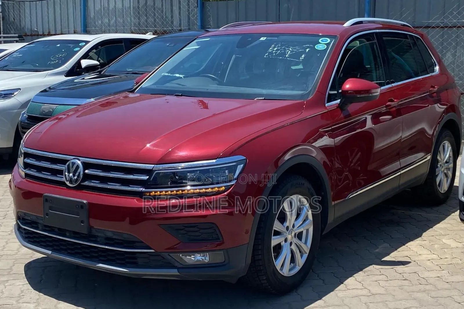 Volkswagen Tiguan 2.0T S FWD 2017 Red